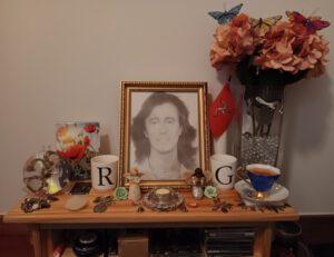 Robin Gibb Altar