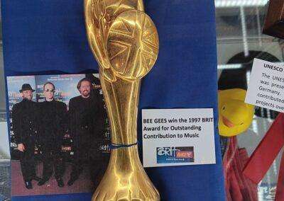 Robin Gibb Bee Gees outstanding contribution to music award